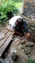 Perbaikan SR tersumbat Mr. Saka dan kawan kawan